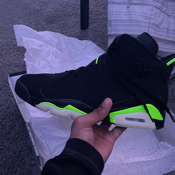 Black and Neon Green Men's Sneakers - Picture 5 of 12